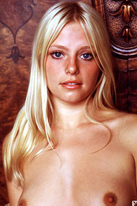 Anulka Dziubinska Playmate for May 1973